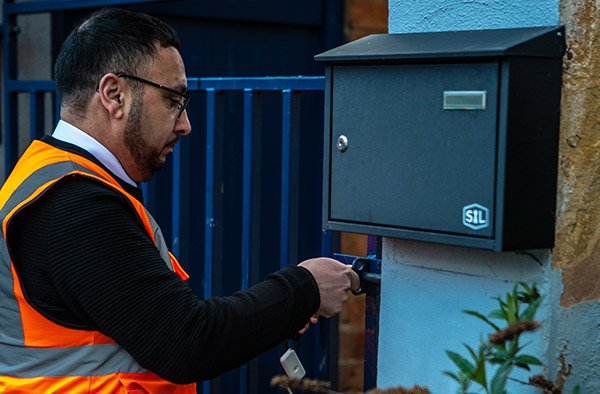key-holding-main-image-crop